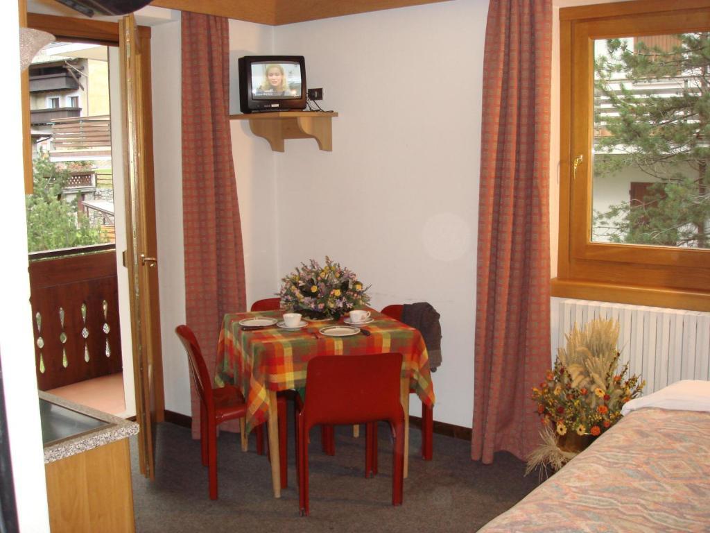 Casa Stefano E Lucia Aparthotel Bormio Buitenkant foto