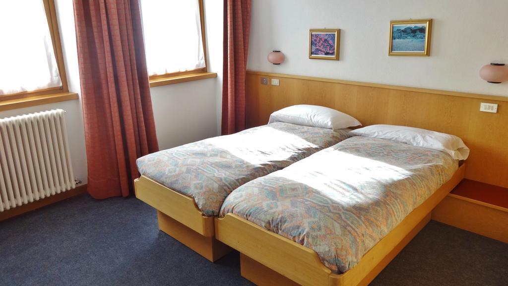 Casa Stefano E Lucia Aparthotel Bormio Buitenkant foto